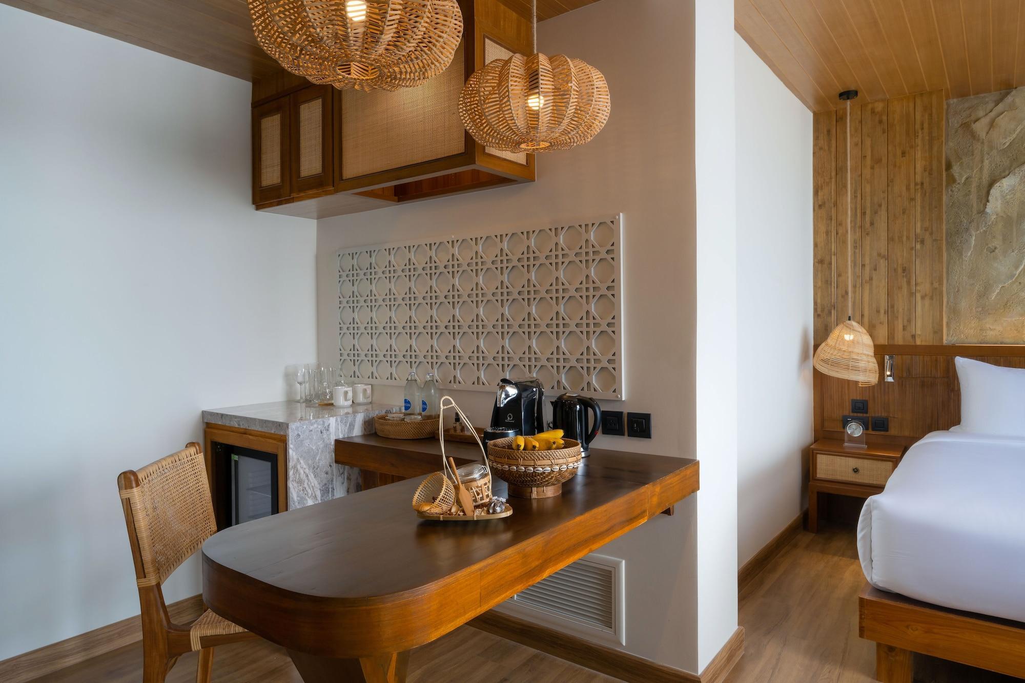 Sinae Phuket Hotel Екстериор снимка