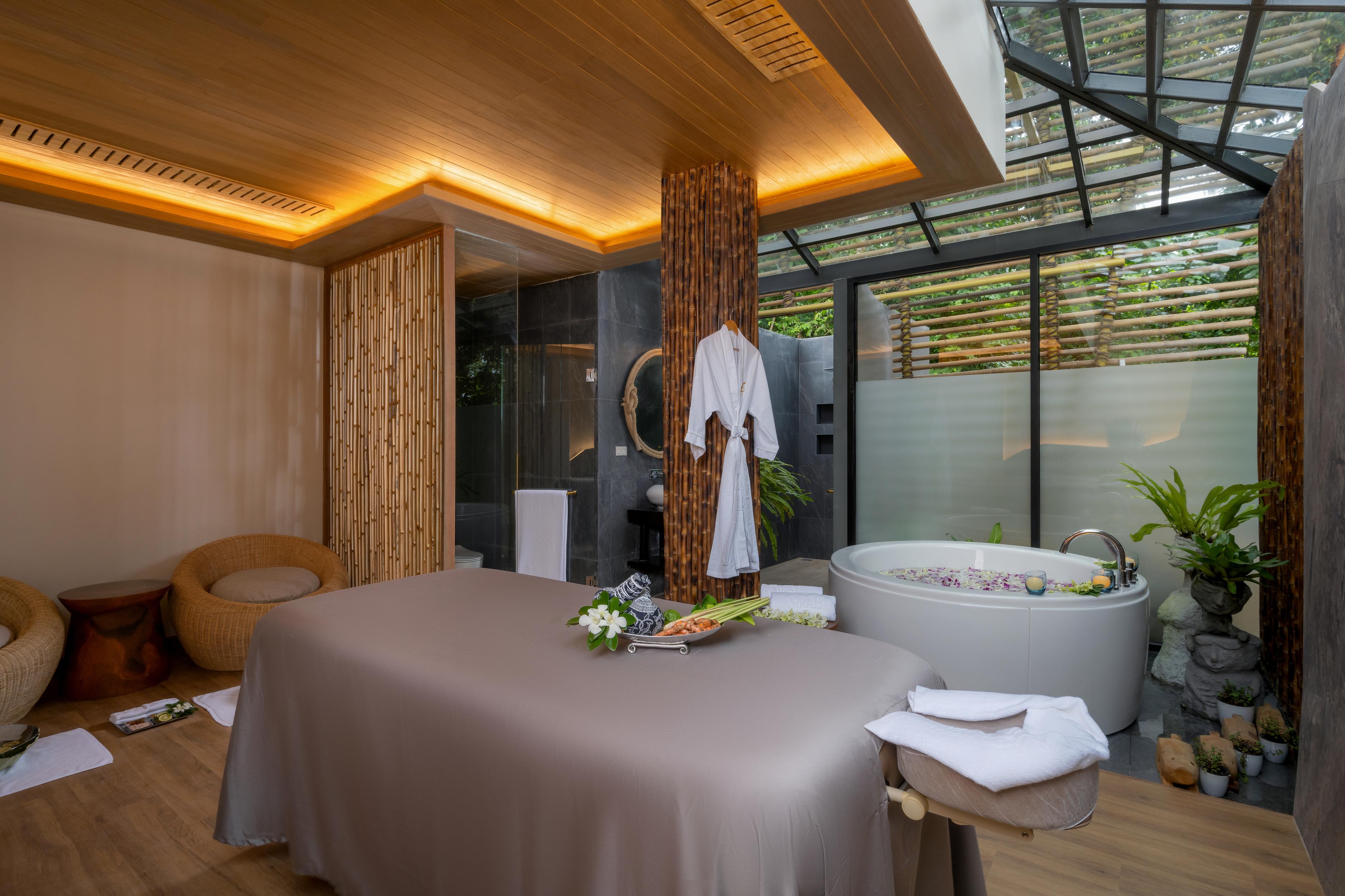 Sinae Phuket Hotel Екстериор снимка
