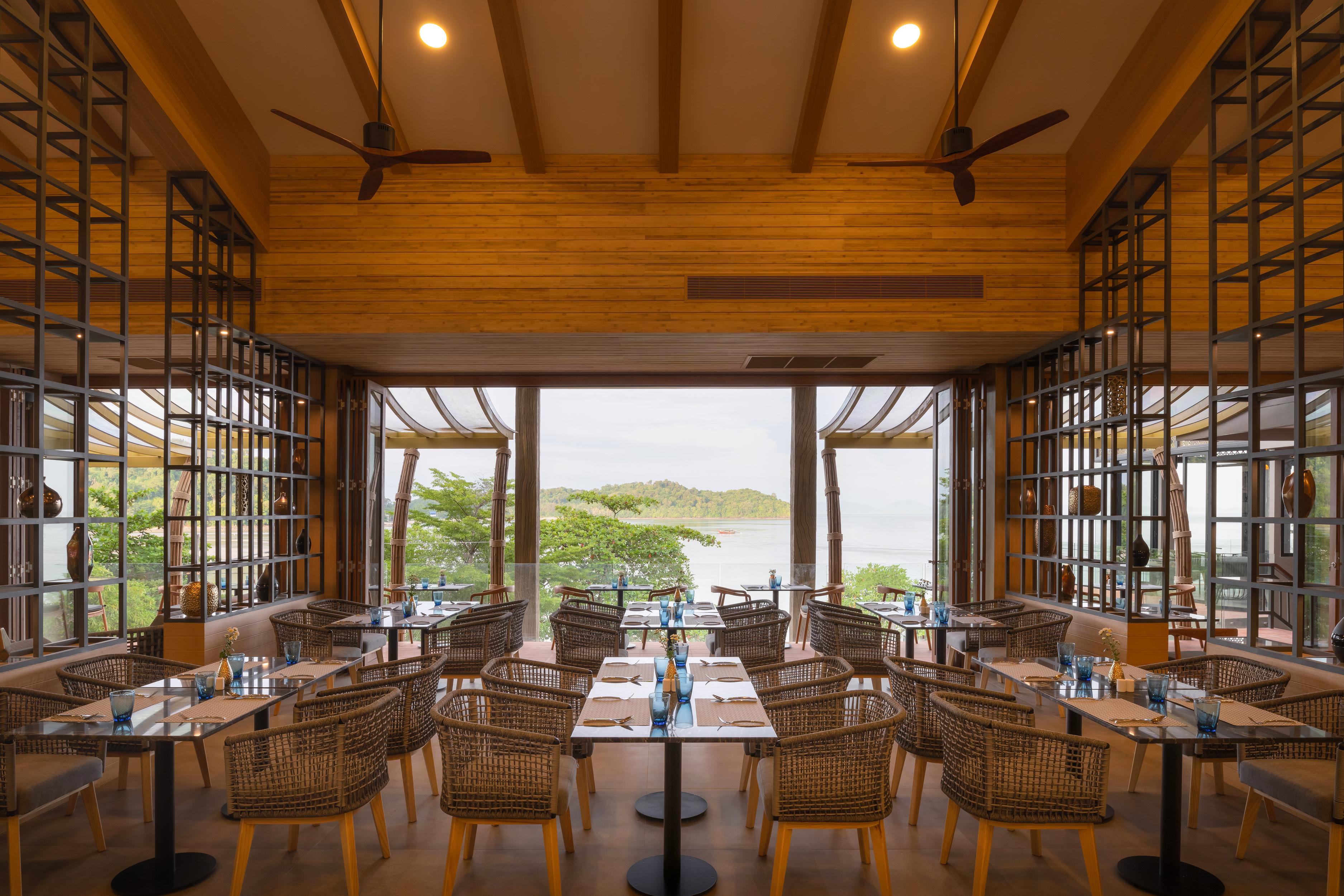 Sinae Phuket Hotel Екстериор снимка